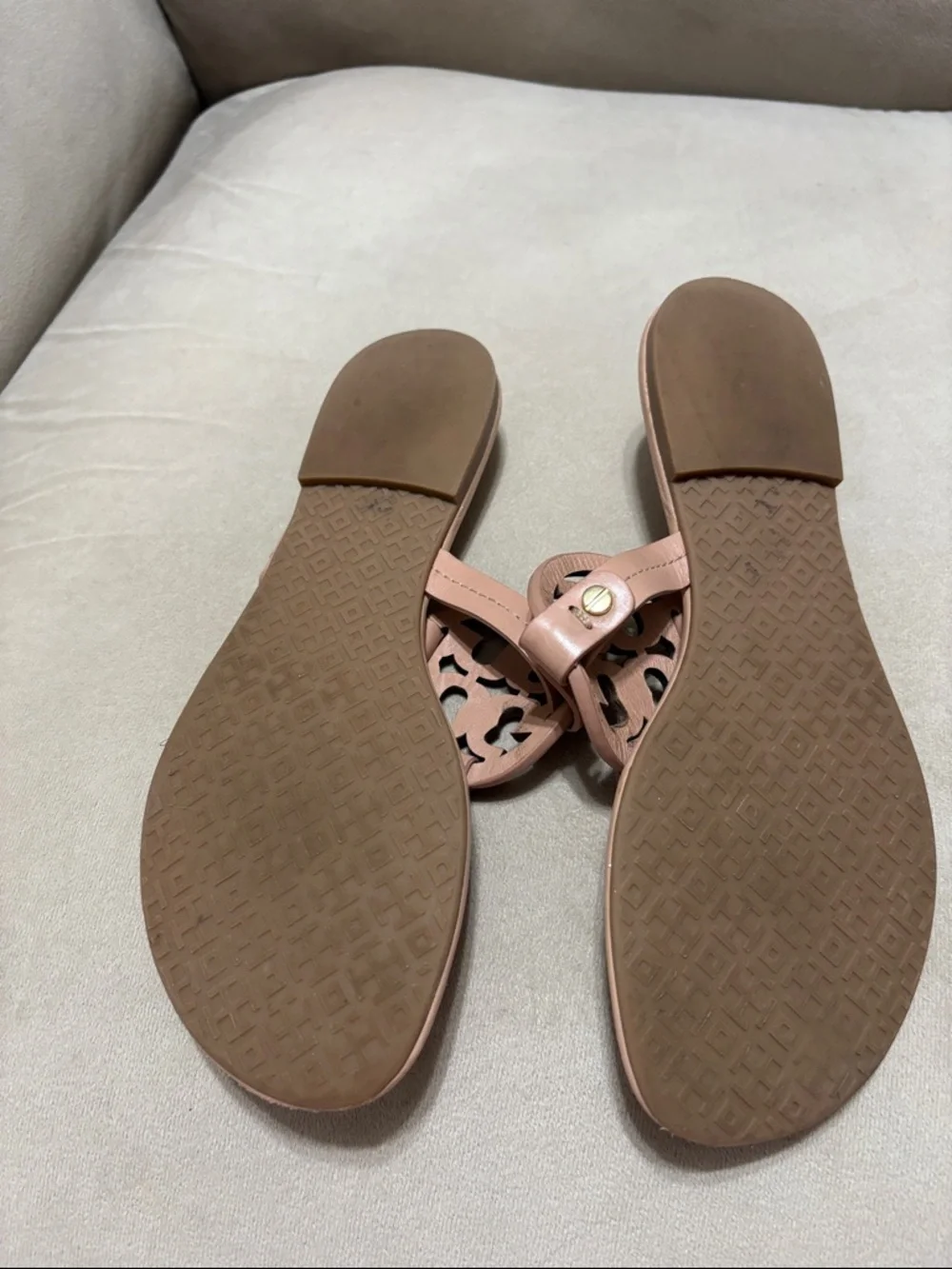 Tory Burch Nude Blush Logo Thong Sandals - Picture 11 of 11
